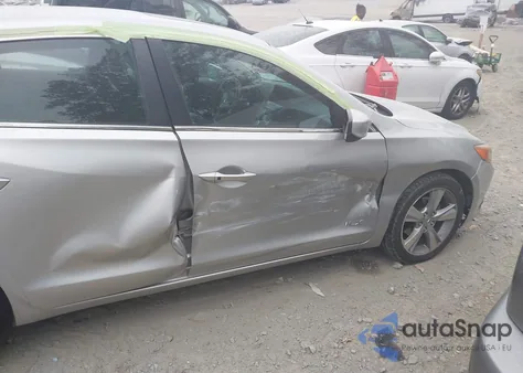 2014 Acura Ilx 2.0L z USA, uszkodzony, nr VIN 19VDE1F58EE011556